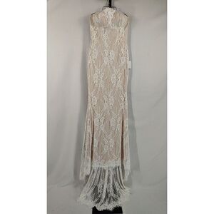 Lulu's White Lace Maxi Dress